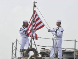 Bendera Maritim Kapal Perang Indonesia Terinspirasi dari Bendera Kejayaan Maritim Majapahit