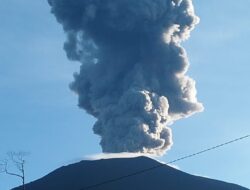 Erupsi Marapi Sumbar Minggu Pagi Kembali Keluarkan Abu Vulkanik