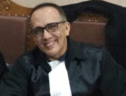 KUASA HUKUM JOKOWI TIDAK DAPAT MELAPORKAN ROY SURYO DENGAN PASAL 160 KUHPIDANA