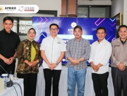 Ketua Umum APKASI Bursah Zarnubi Pimpin Rapat Bersama Tim Formatur Menyusunan Dewan Pengurus
