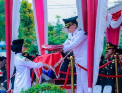 Bupati Empat Lawang Dr. H. Joncik Muhammad, Pimpin Upacara Detik-Detik Proklamasi Kemerdekaan RI Ke-80