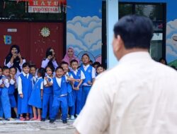 Ketika Makan Bergizi Jadi Racun: Doa Anak Negeri untuk Prabowo