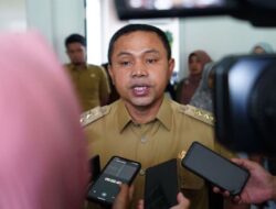 Gubernur Riau Abdul Wahid Diciduk KPK dalam OTT, Diduga Terkait Suap Proyek PUPR