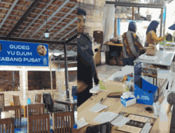 Gudeg Yu Djum Pusat Yogya Sediakan Makan Gratis bagi Perantau Terdampak Bencana Sumatera