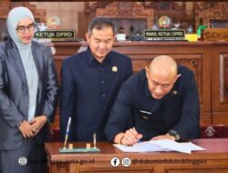 Paripurna DPRD Lubuk linggau Bahas Penetapan Propemperda 2026