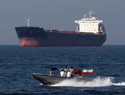 Blokade AS di Selat Hormuz Dipertanyakan, Kapal Iran Masih Lalu Lalang, Strategi Gagal?