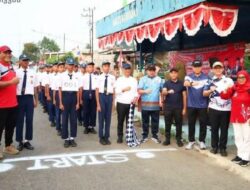 Meriahkan HUT ke-81 RI, Wakil Wali Kota H. Rustam Effendi Lepas Lomba Gerak Jalan