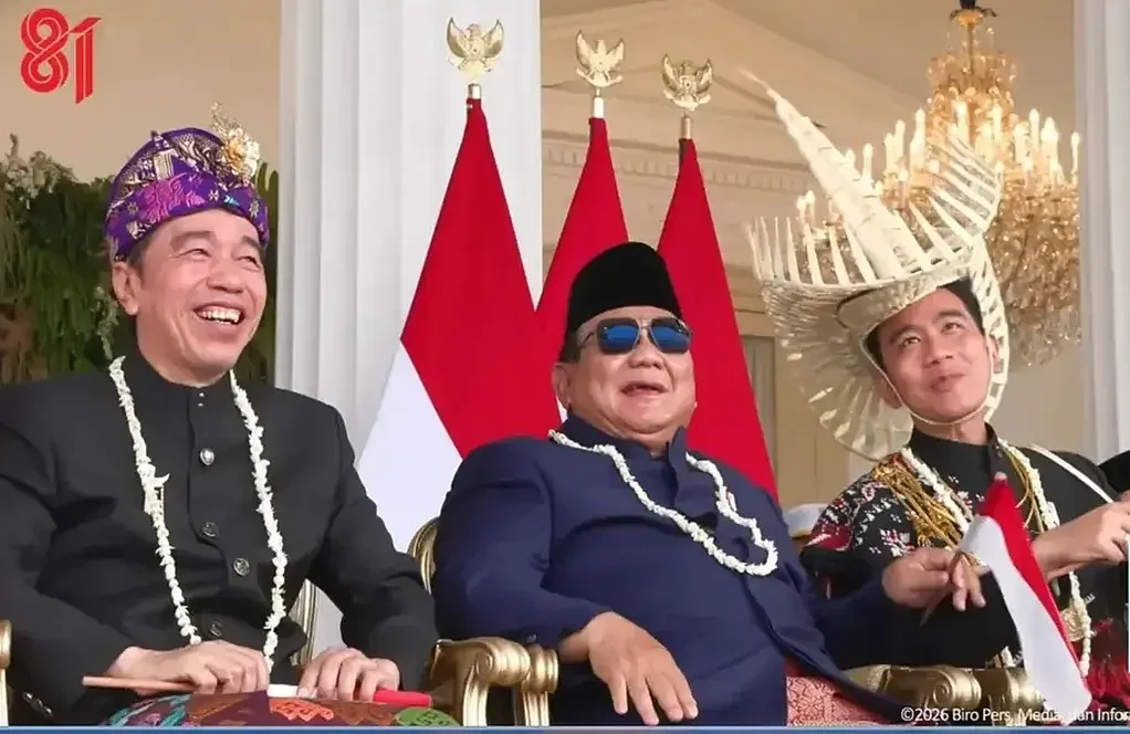 Di Balik Momen Prabowo, Jokowi, dan Gibran: Simbol Persatuan atau Sinyal Politik?