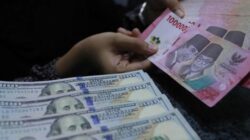 Rupiah Mendekati Rp18.000, Ekonomi Rakyat Bakal Tertekan?