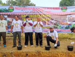 Jalan Sehat Bareng Paguyuban Republik Ngapak dan Peletakan Batu Pertama Pembangunan Bale Banyumas