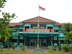 Toilet Sekolah Sampai Overload! 777 Siswa dan Guru SMAN 1 Lasem Diduga Keracunan MBG