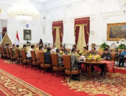 Reshuffle kabinet makin kencang: Prabowo butuh menteri baru