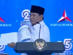Prabowo Naik Panggung di HUT ke-25 Demokrat, SBY dan AHY Jadi Saksi
