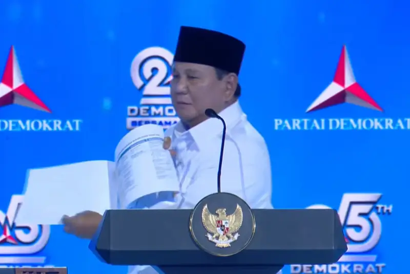 Prabowo Naik Panggung di HUT ke-25 Demokrat, SBY dan AHY Jadi Saksi