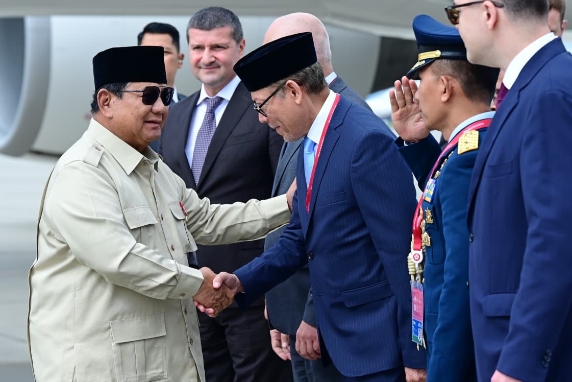 Prabowo ke Rusia Saat Bencana, Publik Bertanya: Diplomasi atau Prioritas Dalam Negeri?